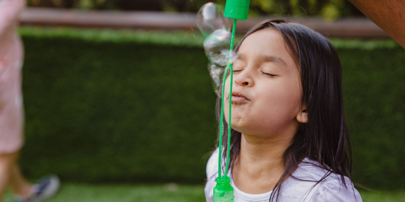 Réussir ses tubes à bulles de savon personnalisés