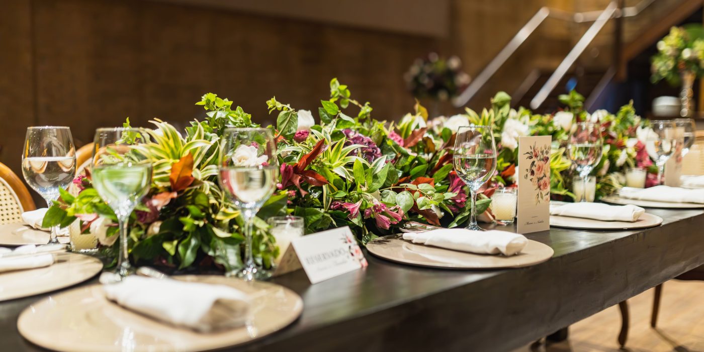 Table 6 personnes : quelles dimensions pour une fête ?
