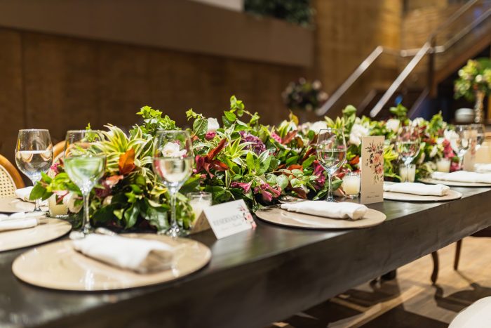 Table 6 personnes : quelles dimensions pour une fête ?